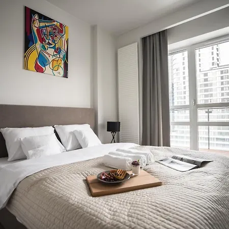 Appartement Oomph Luxurious Air-conditioned With Balcony *