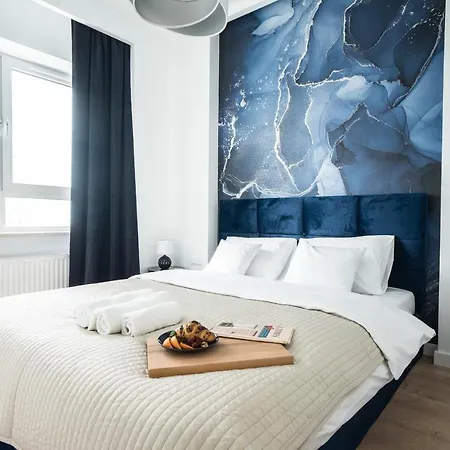 Oomph Luxurious Air-conditioned With Balcony * Varsovie