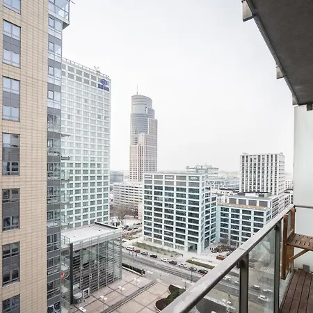 Oomph Luxurious Air-conditioned With Balcony Appartement