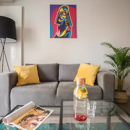 Apartment Oomph Luxurious Air-conditioned With Balcony Warsaw