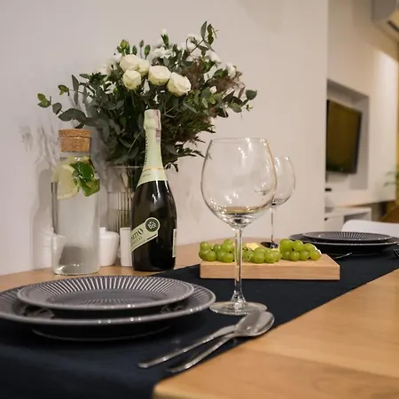 Oomph Luxurious With Balcony * Varsovia